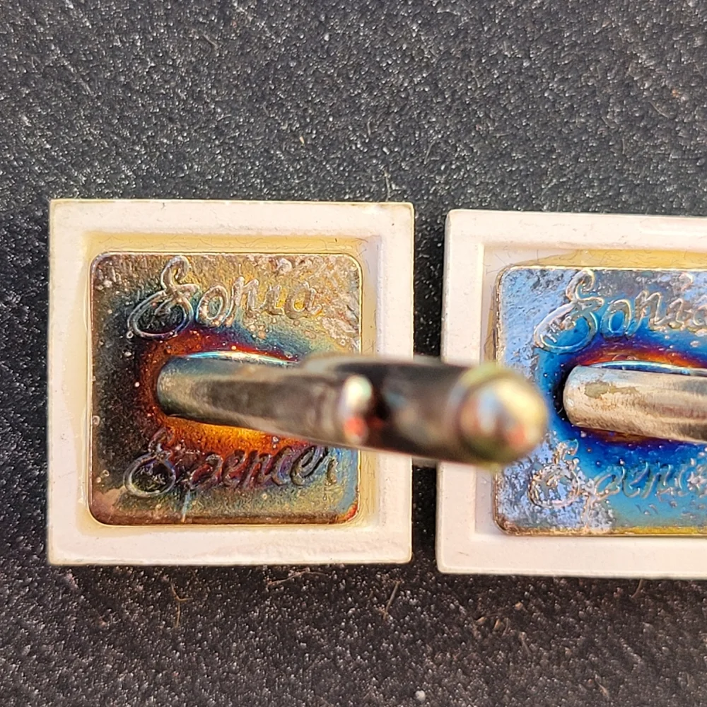 Sonia Spencer ~ Bee Mine Cuff Links ~ Made in England ~ Cute ~ Pop Art ~ Retro!